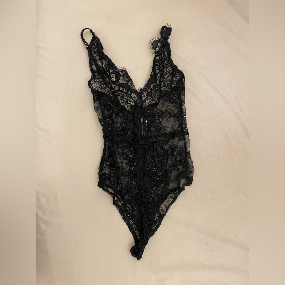 Oh Polly lace bodysuit